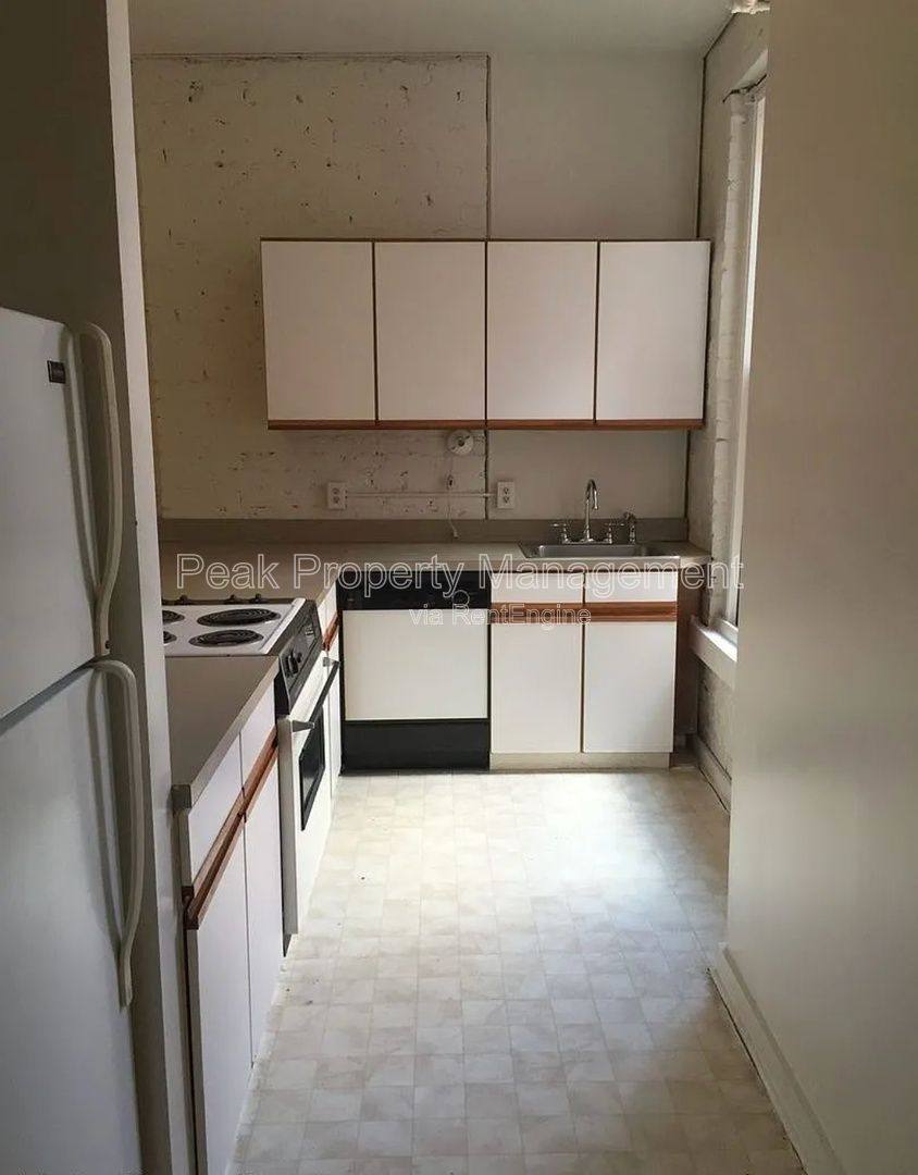 Apartment for rent at 308 W Broad St, Richmond, VA 23220