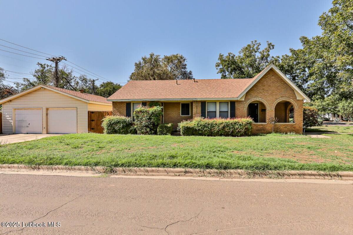 Apartment for rent at 3001 22nd St, Lubbock, TX 79410