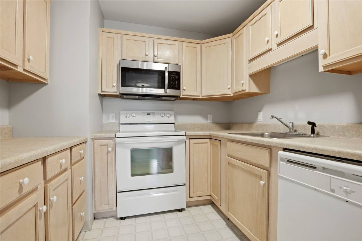 Condo for rent at 205 Horseshoe Dr, Royersford, PA 19468