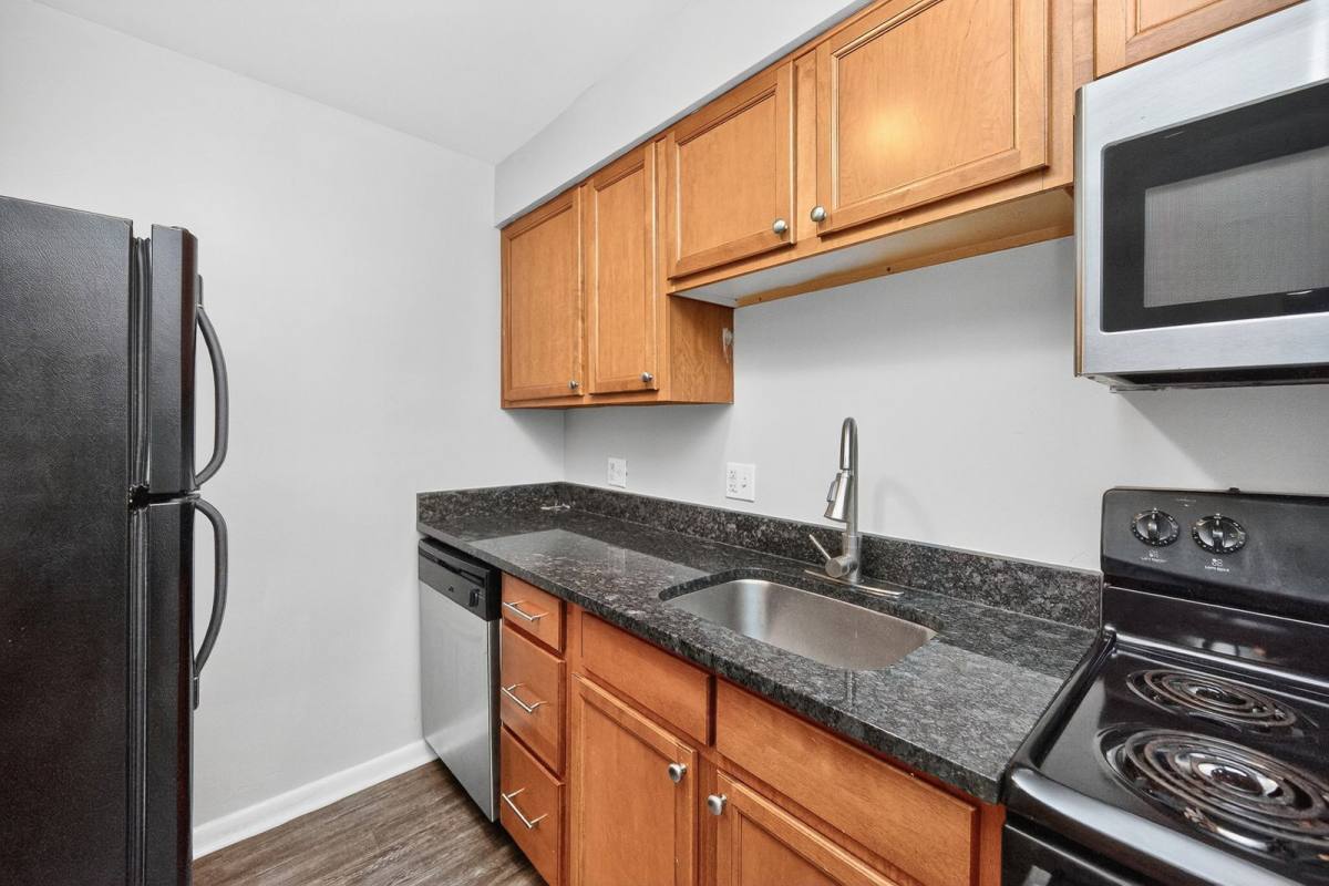 Apartment for rent at 3336 Jefferson Ave #14, Cincinnati, OH 45220