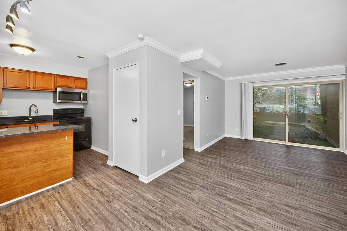 Apartment for rent at 3336 Jefferson Ave #14, Cincinnati, OH 45220