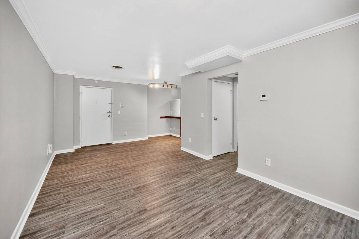 Apartment for rent at 3336 Jefferson Ave #14, Cincinnati, OH 45220