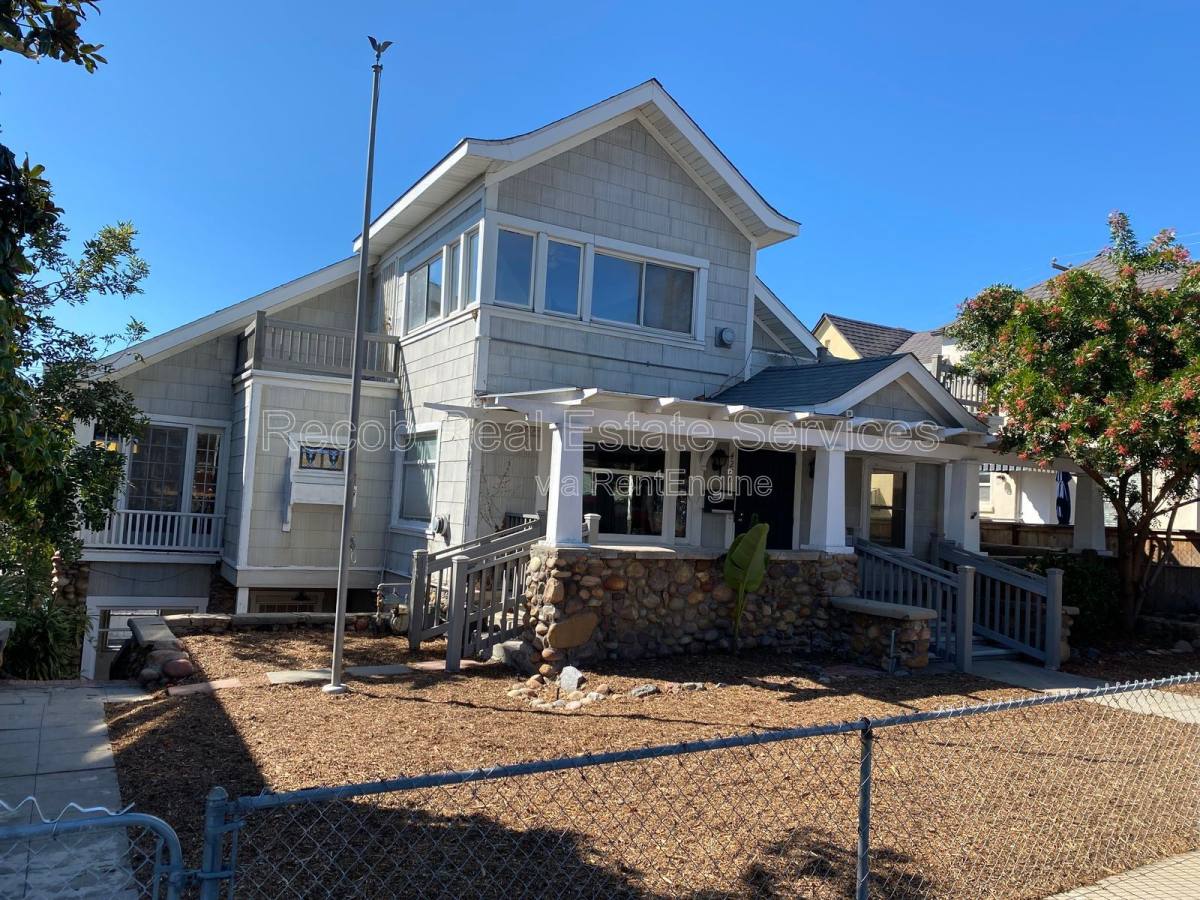 Apartment for rent at 4288 Cleveland Ave #2, San Diego, CA 92103