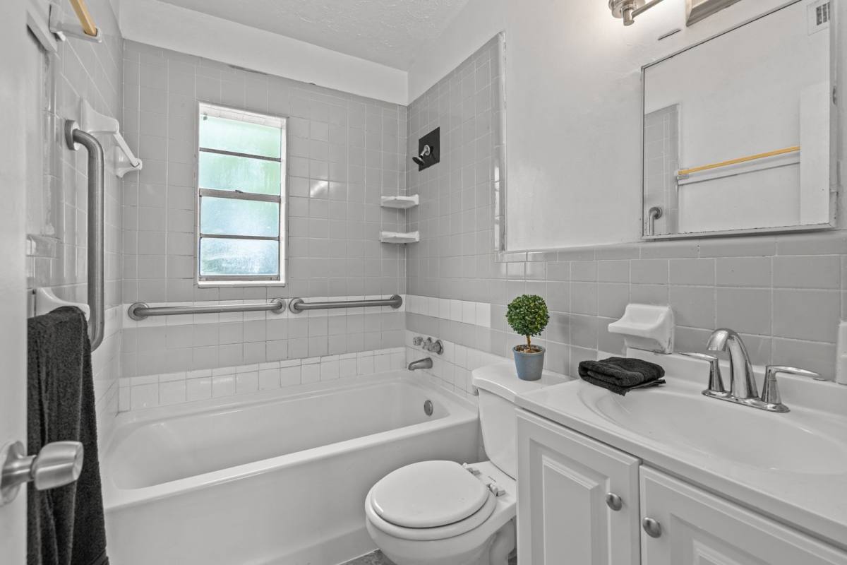 House for rent at 20 Rollins Ave, Saint Augustine, FL 32084