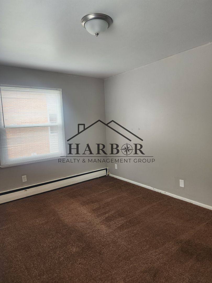 Apartment for rent at 202 11th Ave NW #602, Austin, MN 55912