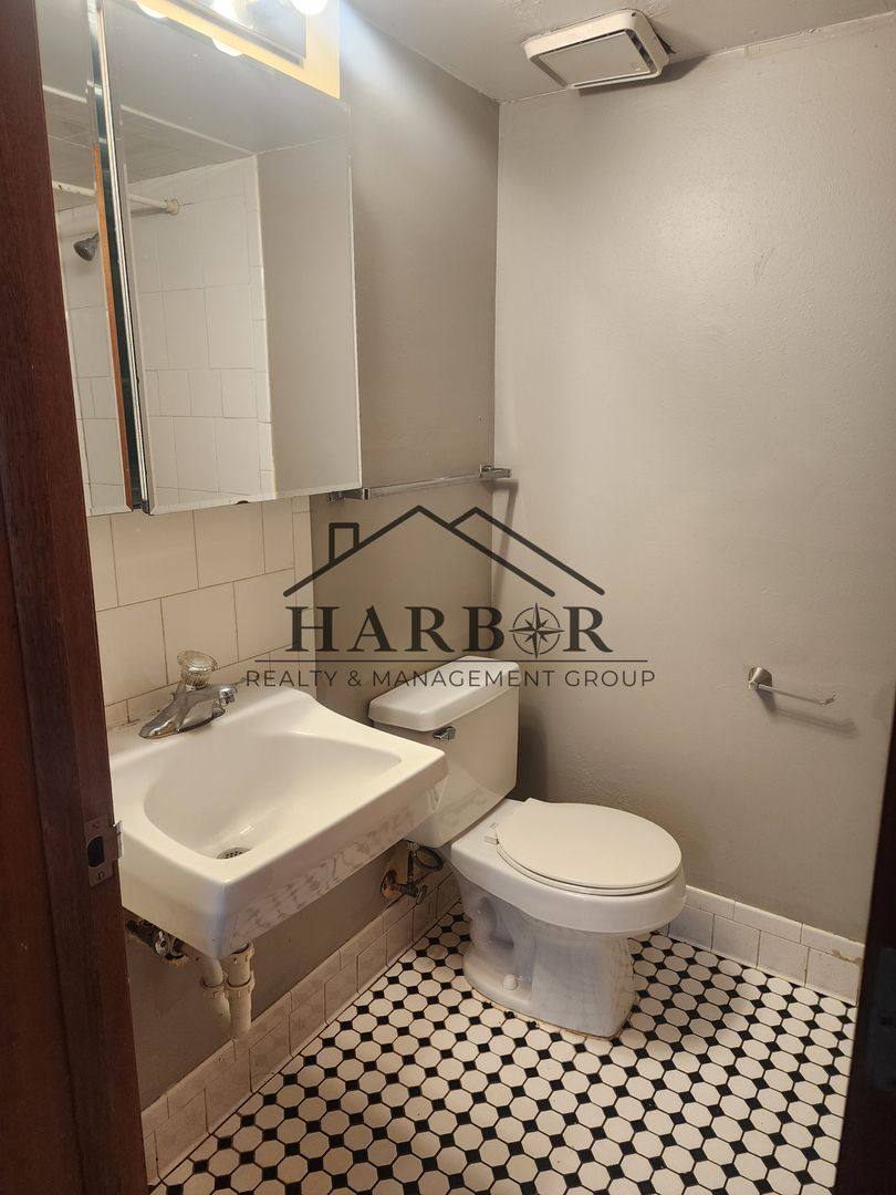 Apartment for rent at 202 11th Ave NW #602, Austin, MN 55912
