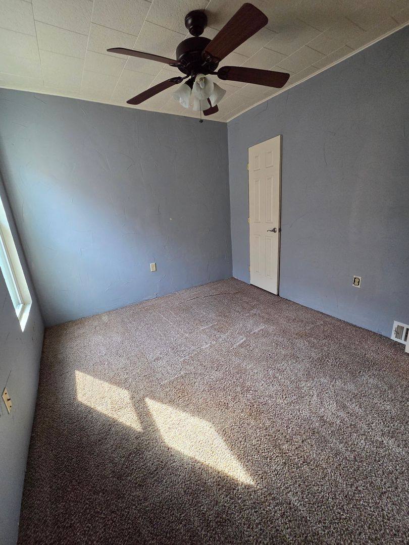 Apartment for rent at 1048 E 4th St, Erie, PA 16507