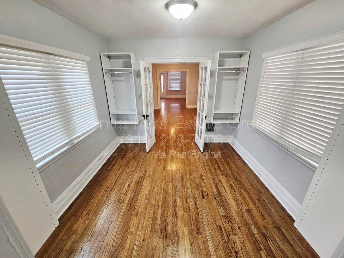 House for rent at 3717 Cambridge Ave, Saint Louis, MO 63143