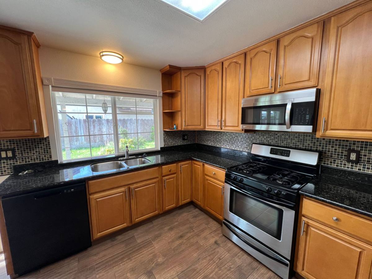 House for rent at 838 El Dorado St, Manteca, CA 95337