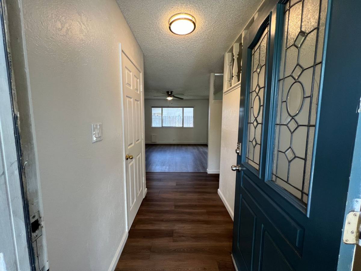 House for rent at 838 El Dorado St, Manteca, CA 95337
