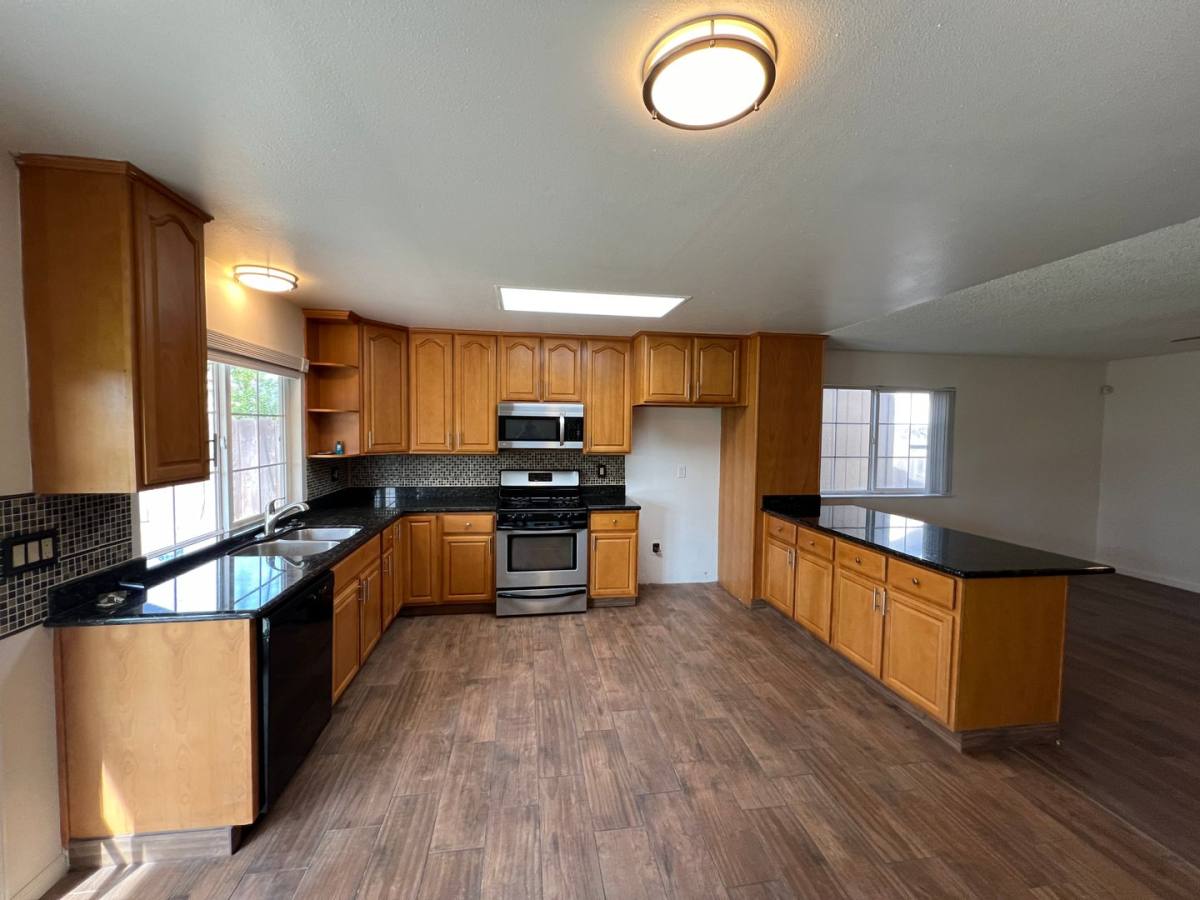 House for rent at 838 El Dorado St, Manteca, CA 95337