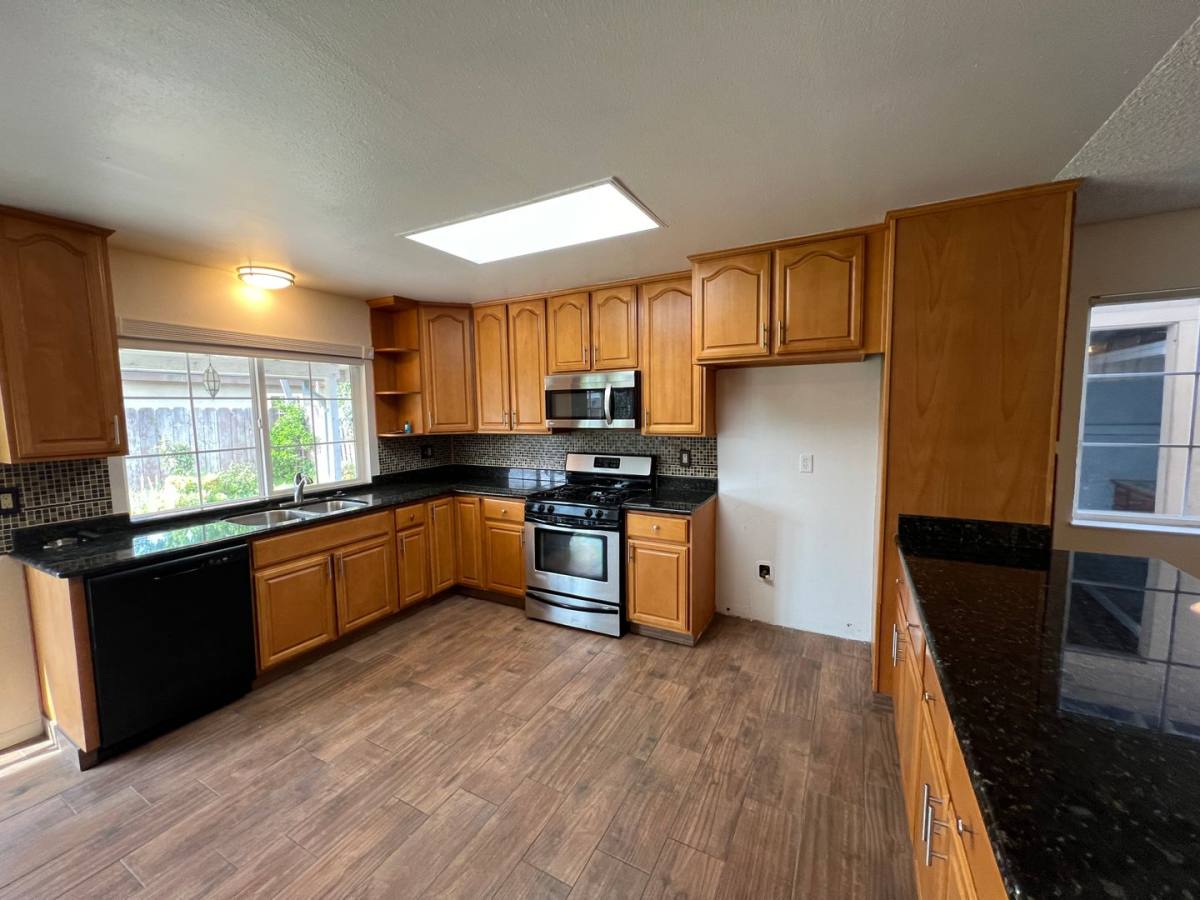 House for rent at 838 El Dorado St, Manteca, CA 95337