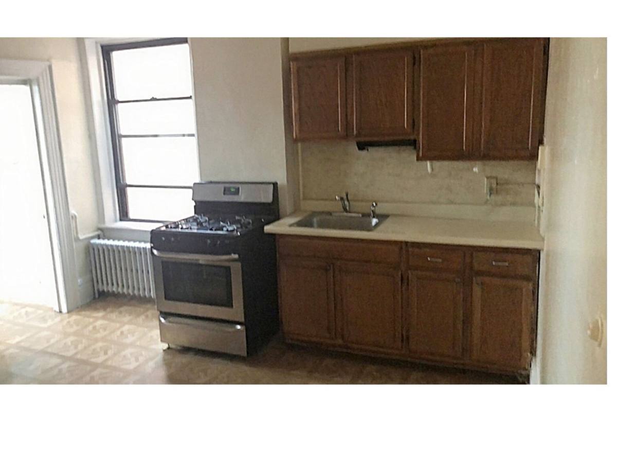 Apartment for rent at 3401 Park Ave, Union City, NJ 07087