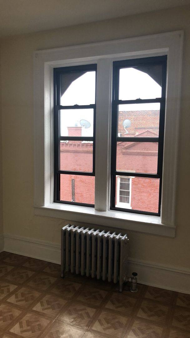 Apartment for rent at 3401 Park Ave, Union City, NJ 07087