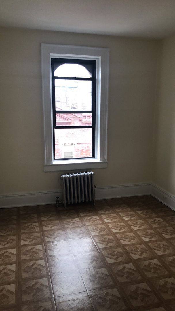 Apartment for rent at 3401 Park Ave, Union City, NJ 07087