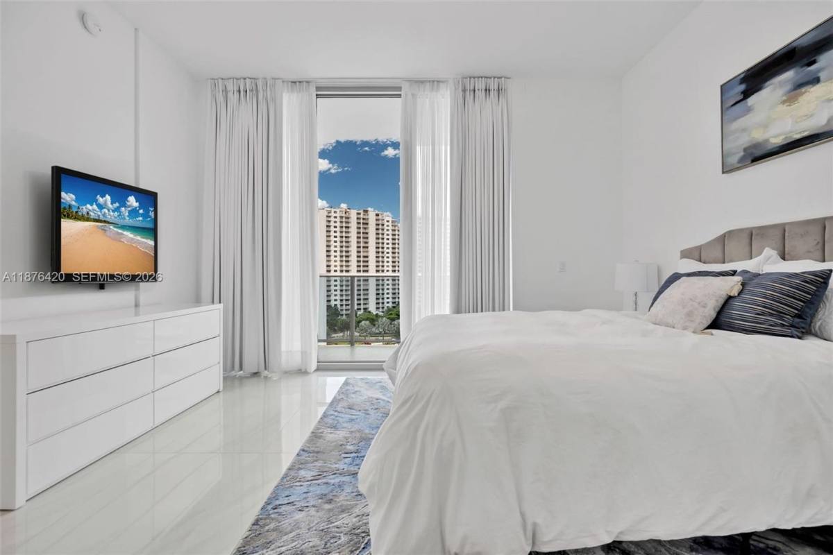 Condo for rent at 17550 Collins Ave, North Miami Beach, FL 33160