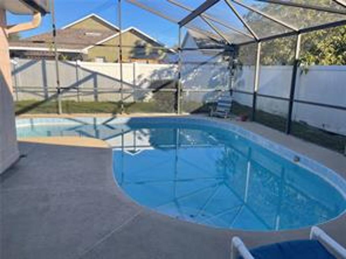House for rent at 751 Country Woods Circle, Kissimmee, FL 34744
