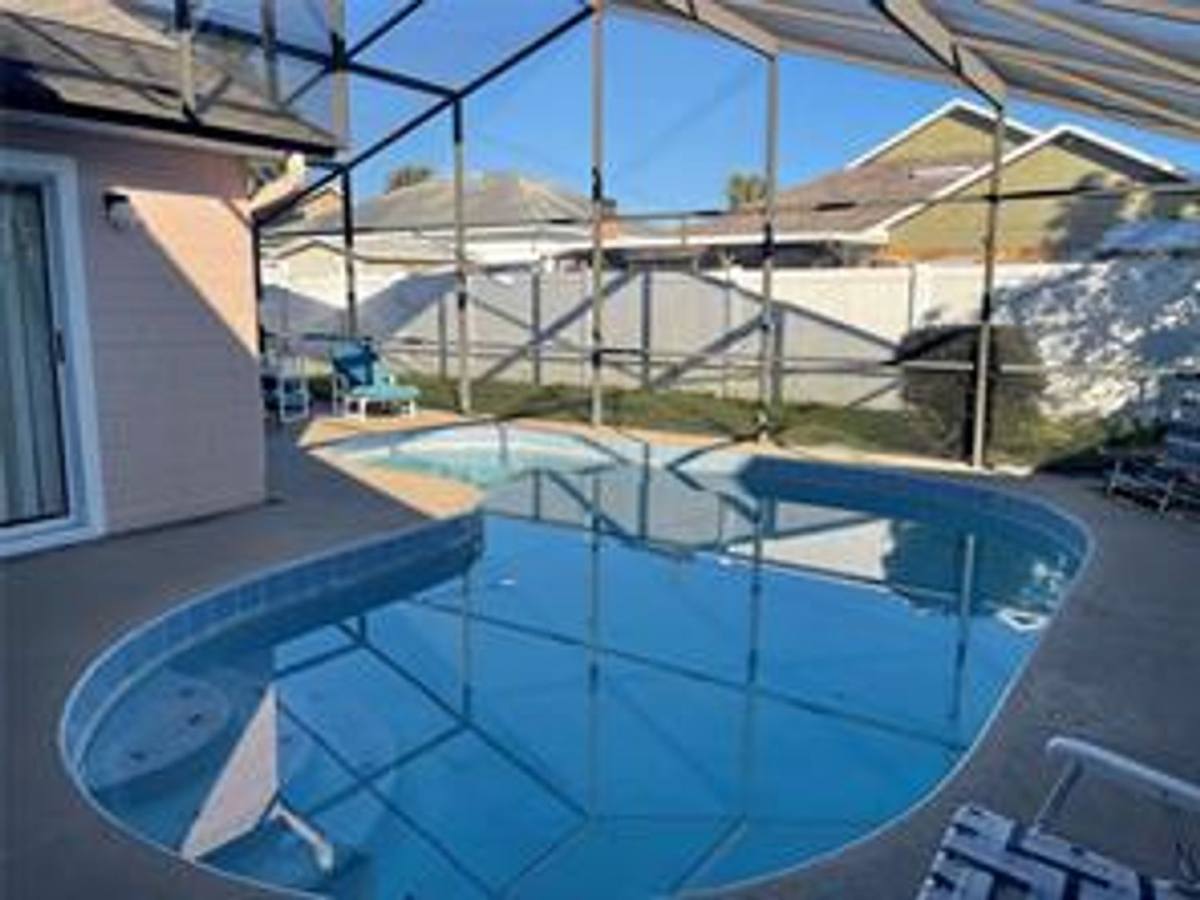 House for rent at 751 Country Woods Circle, Kissimmee, FL 34744