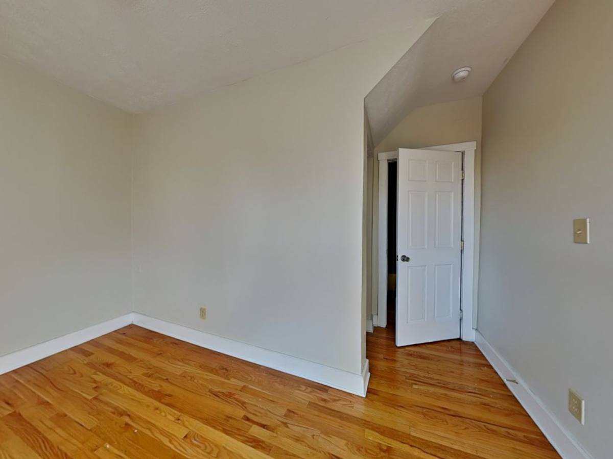 Apartment for rent at 1365 Indianola Ave, Columbus, OH 43201