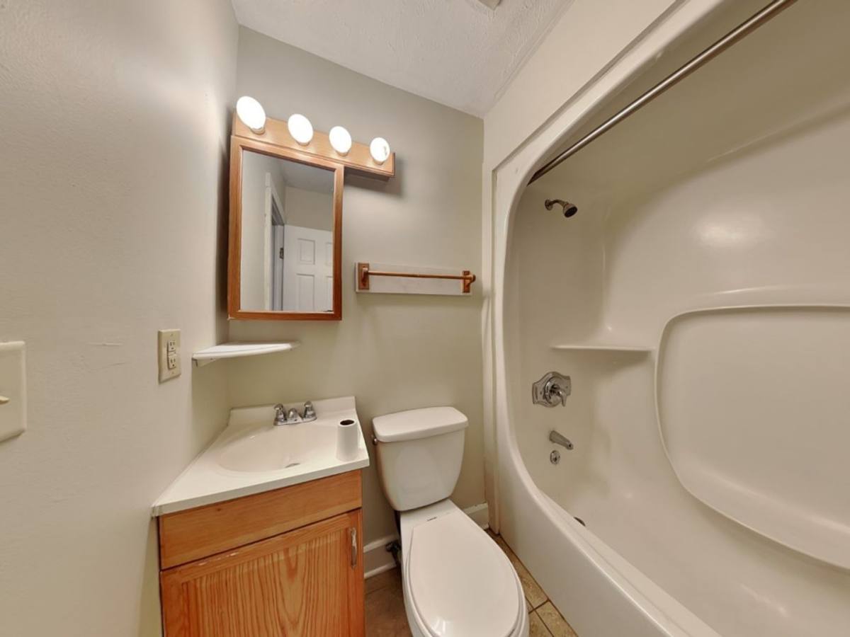 Apartment for rent at 1365 Indianola Ave, Columbus, OH 43201