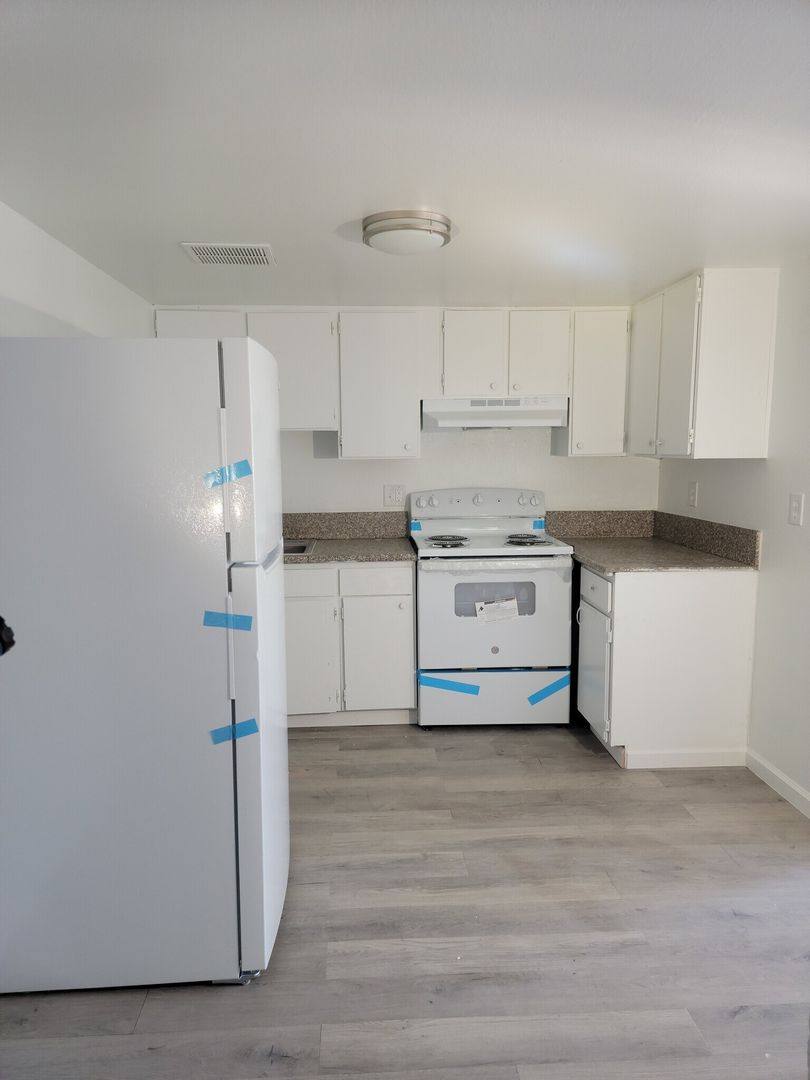 Apartment for rent at 4330 Las Vegas Blvd N, Las Vegas, NV 89115