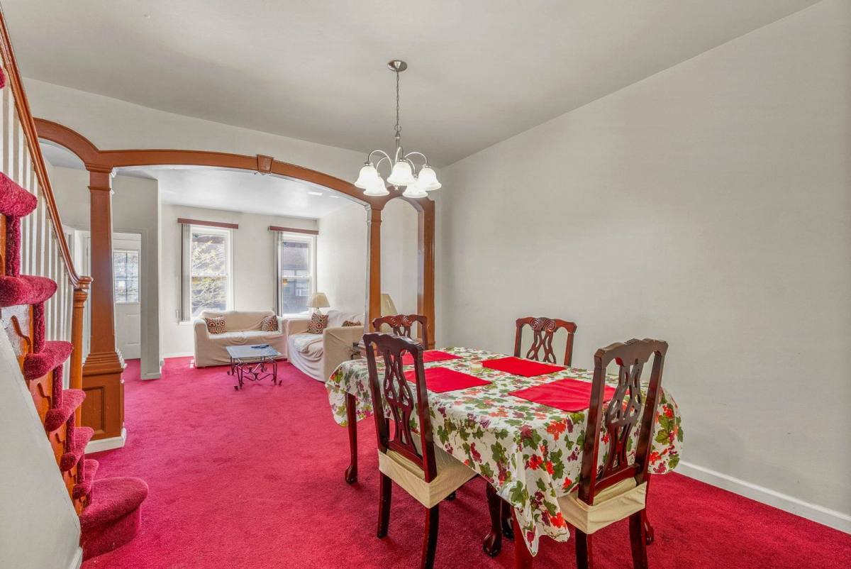 Townhouse for rent at 513 Morris St, Philadelphia, PA 19148