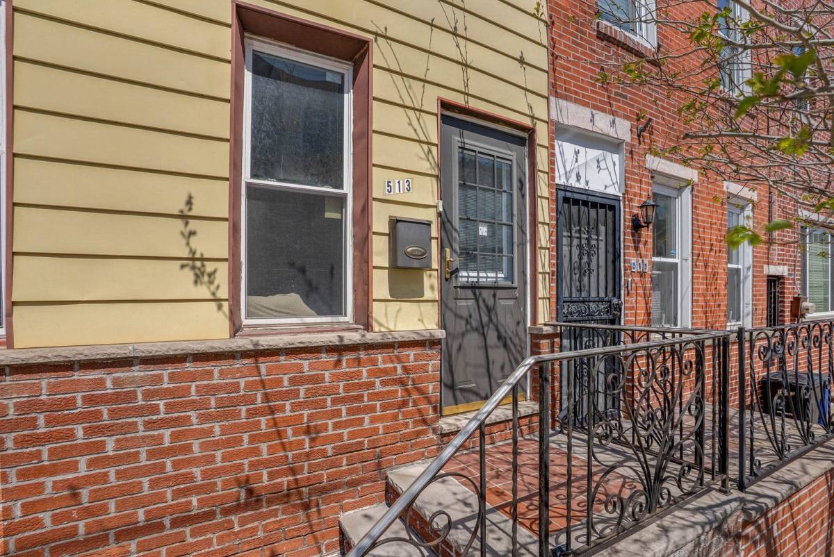 Townhouse for rent at 513 Morris St, Philadelphia, PA 19148