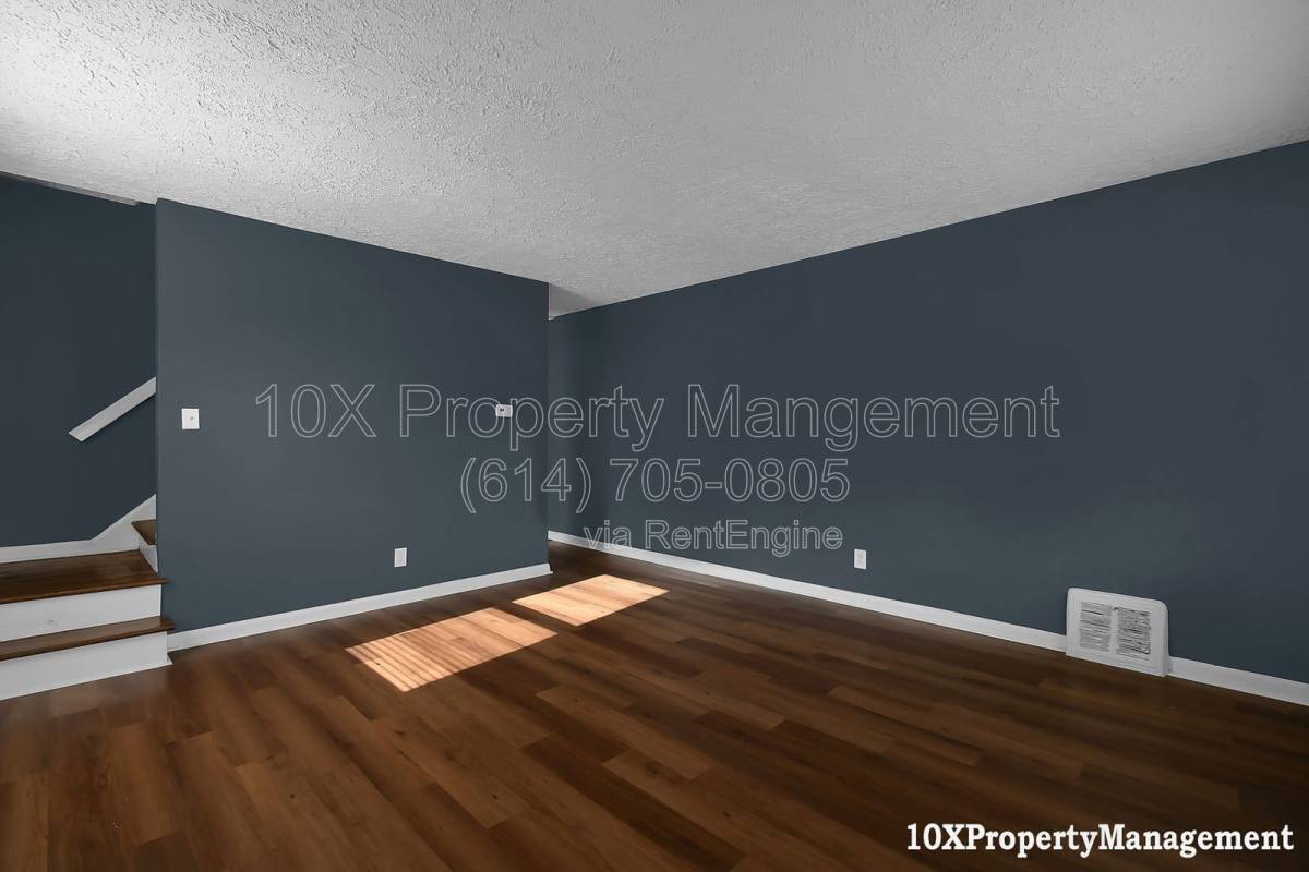 Apartment for rent at 455 S Napoleon Ave, Columbus, OH 43213