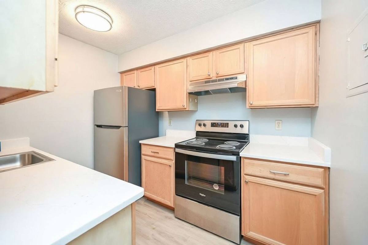 Apartment for rent at 2419 Ohio Ave #8, Cincinnati, OH 45219