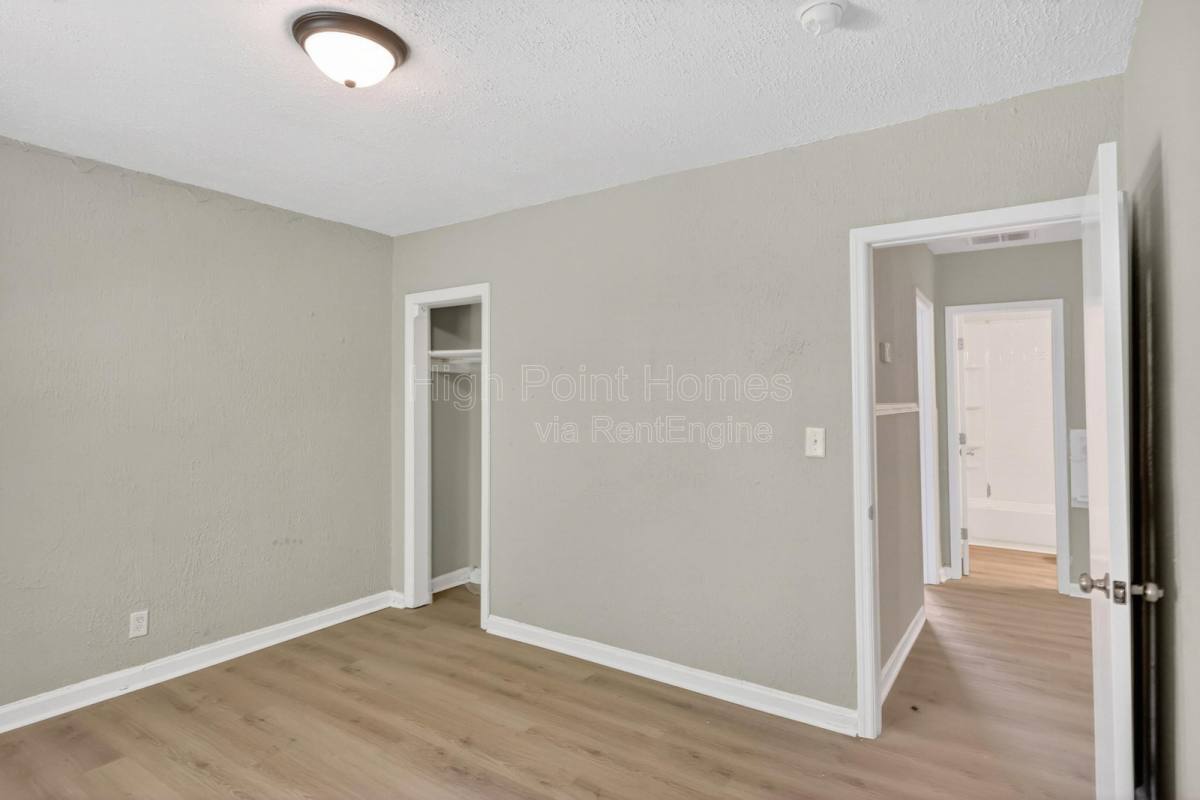 House for rent at 437 Carver Lane, Chattanooga, TN 37404