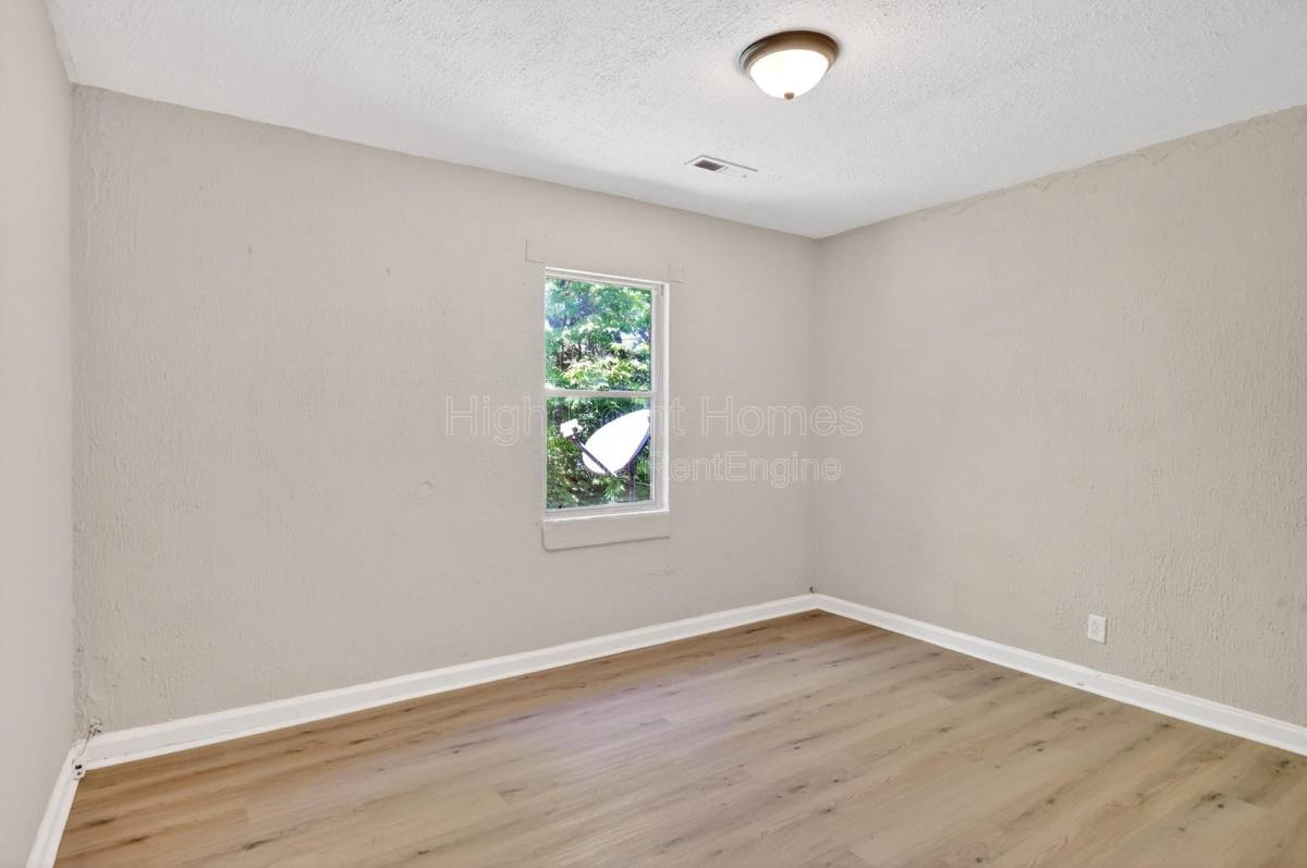 House for rent at 437 Carver Lane, Chattanooga, TN 37404