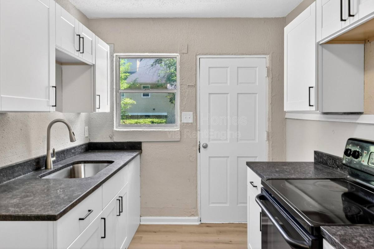 House for rent at 437 Carver Lane, Chattanooga, TN 37404