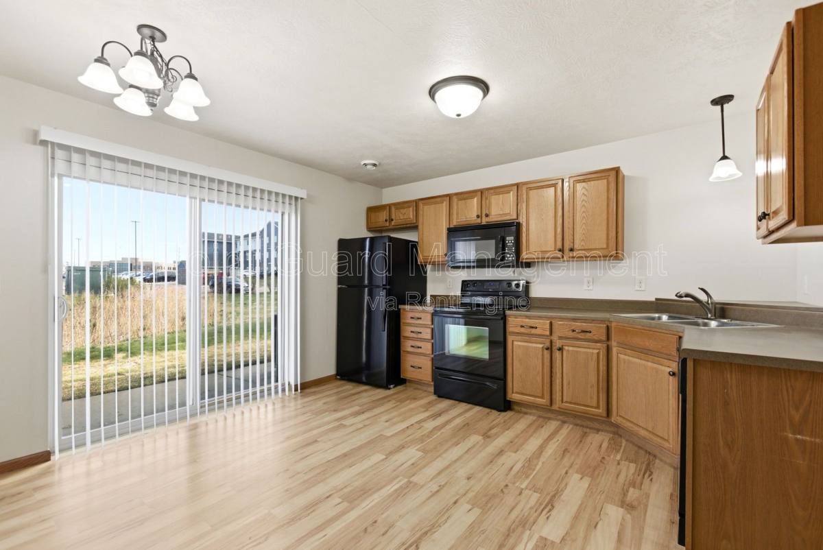 Apartment for rent at 2608 N Career Ave #2608 206, Sioux Falls, SD 57107
