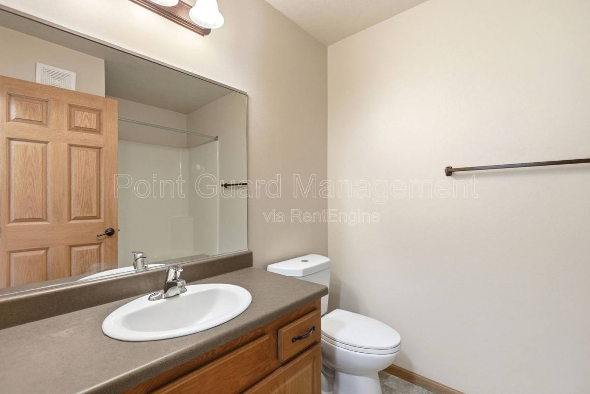 Apartment for rent at 2608 N Career Ave #2608 206, Sioux Falls, SD 57107
