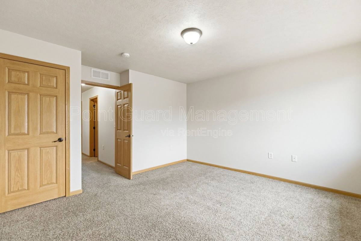 Apartment for rent at 2608 N Career Ave #2608 206, Sioux Falls, SD 57107
