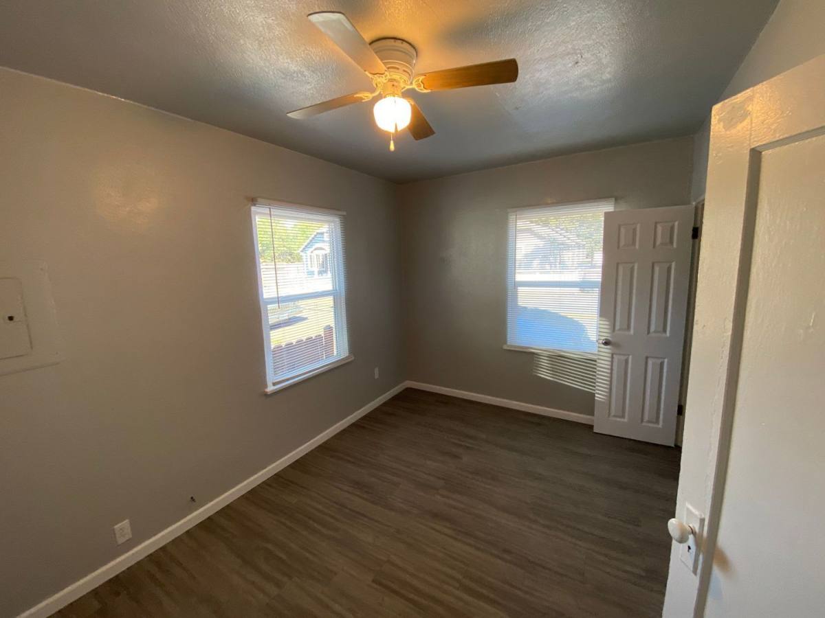 Apartment for rent at 1237 Nandina St #1, Sweet Home, OR 97386