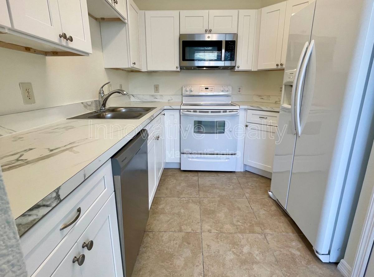 Townhouse for rent at 2482 Temple Grove Lane, Kissimmee, FL 34741