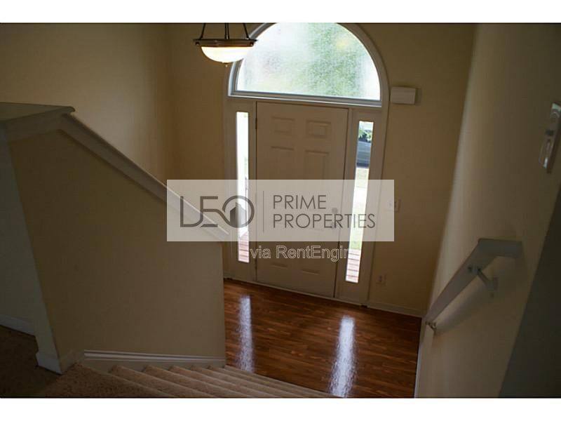 House for rent at 3168 Meadow Point Dr, Snellville, GA 30039