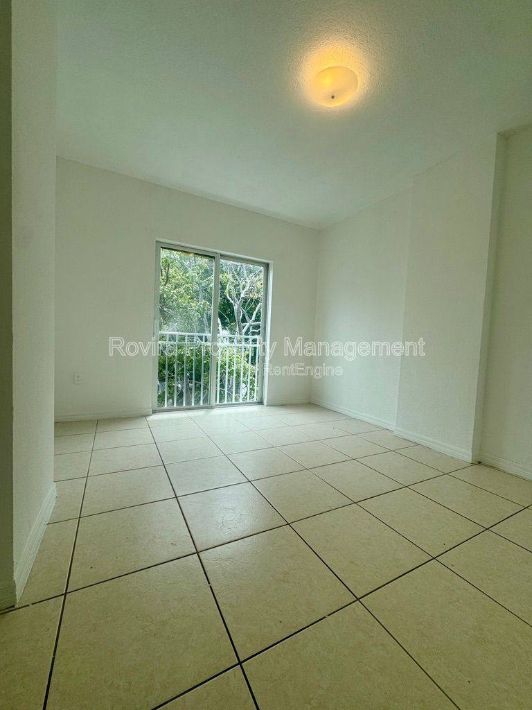 Apartment for rent at 498 SW 6th St #303, Miami, FL 33130