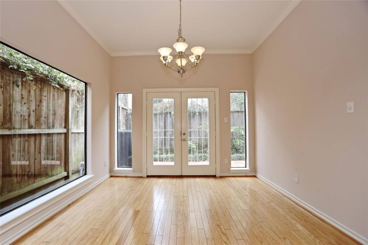 Apartment for rent at 1721 Potomac Dr #C, Houston, TX 77057