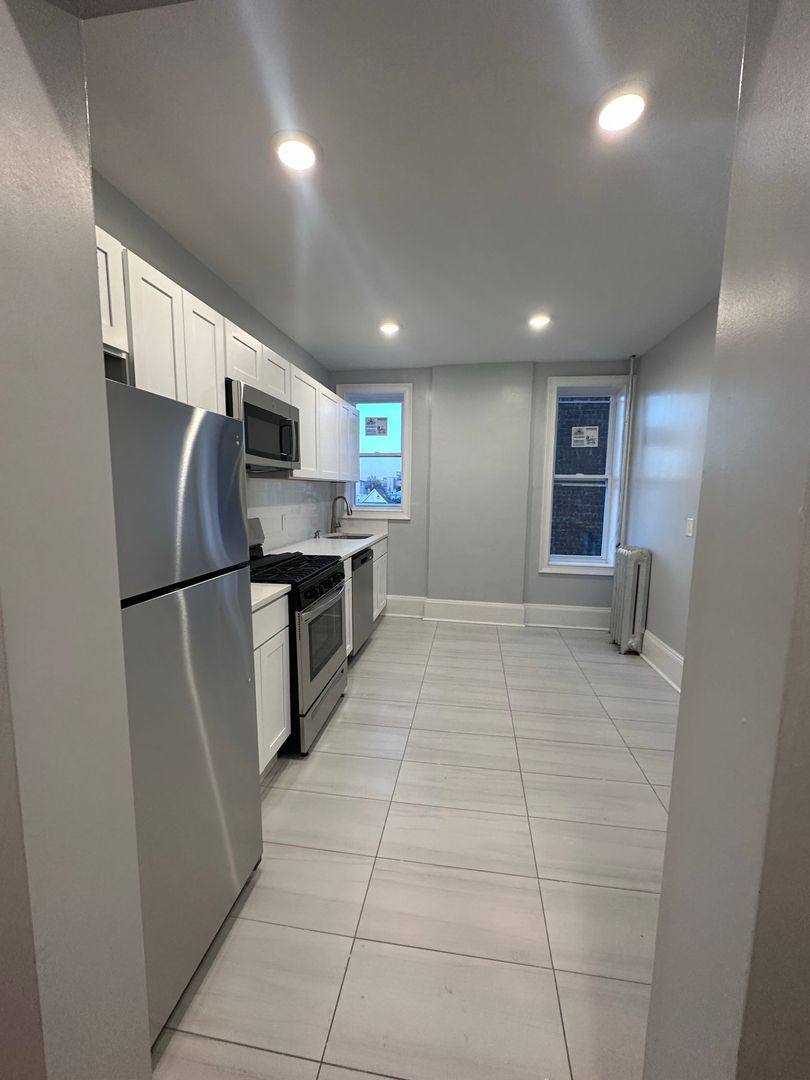 Apartment for rent at 300 11th St, Union City, NJ 07087