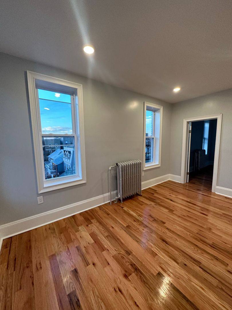 Apartment for rent at 300 11th St, Union City, NJ 07087