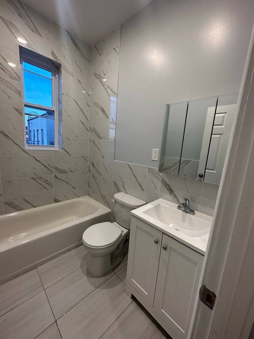 Apartment for rent at 300 11th St, Union City, NJ 07087