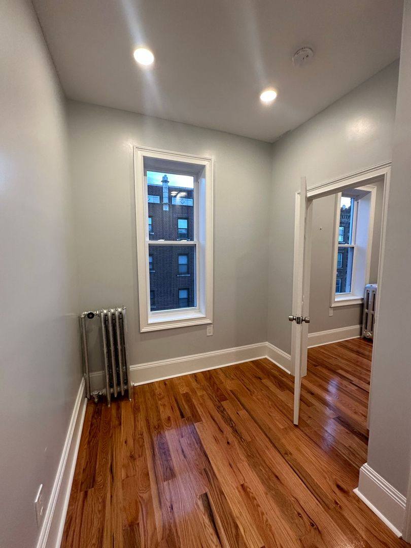 Apartment for rent at 300 11th St, Union City, NJ 07087