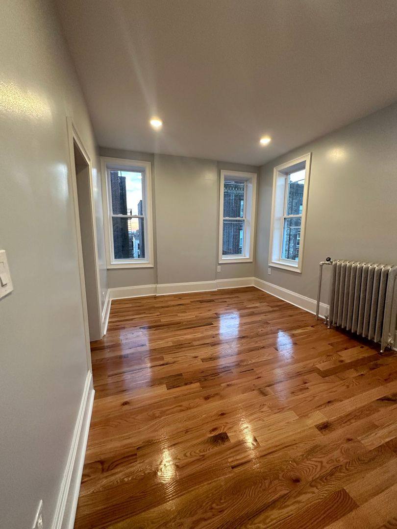 Apartment for rent at 300 11th St, Union City, NJ 07087