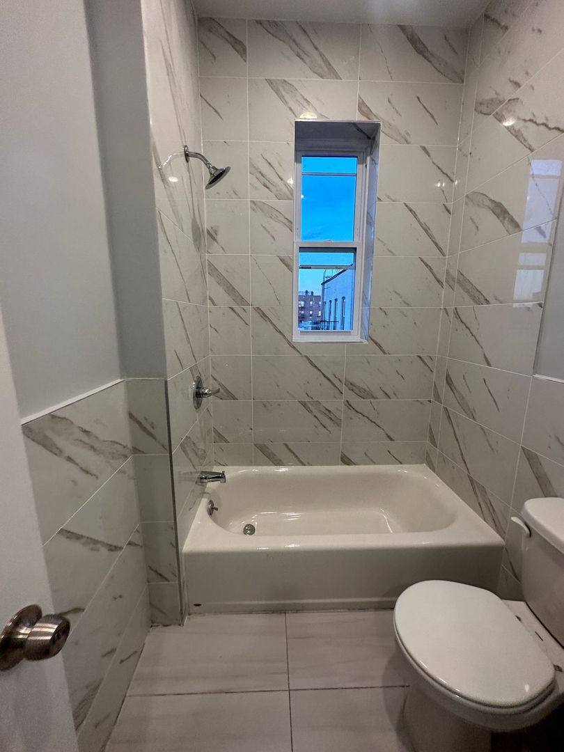 Apartment for rent at 300 11th St, Union City, NJ 07087
