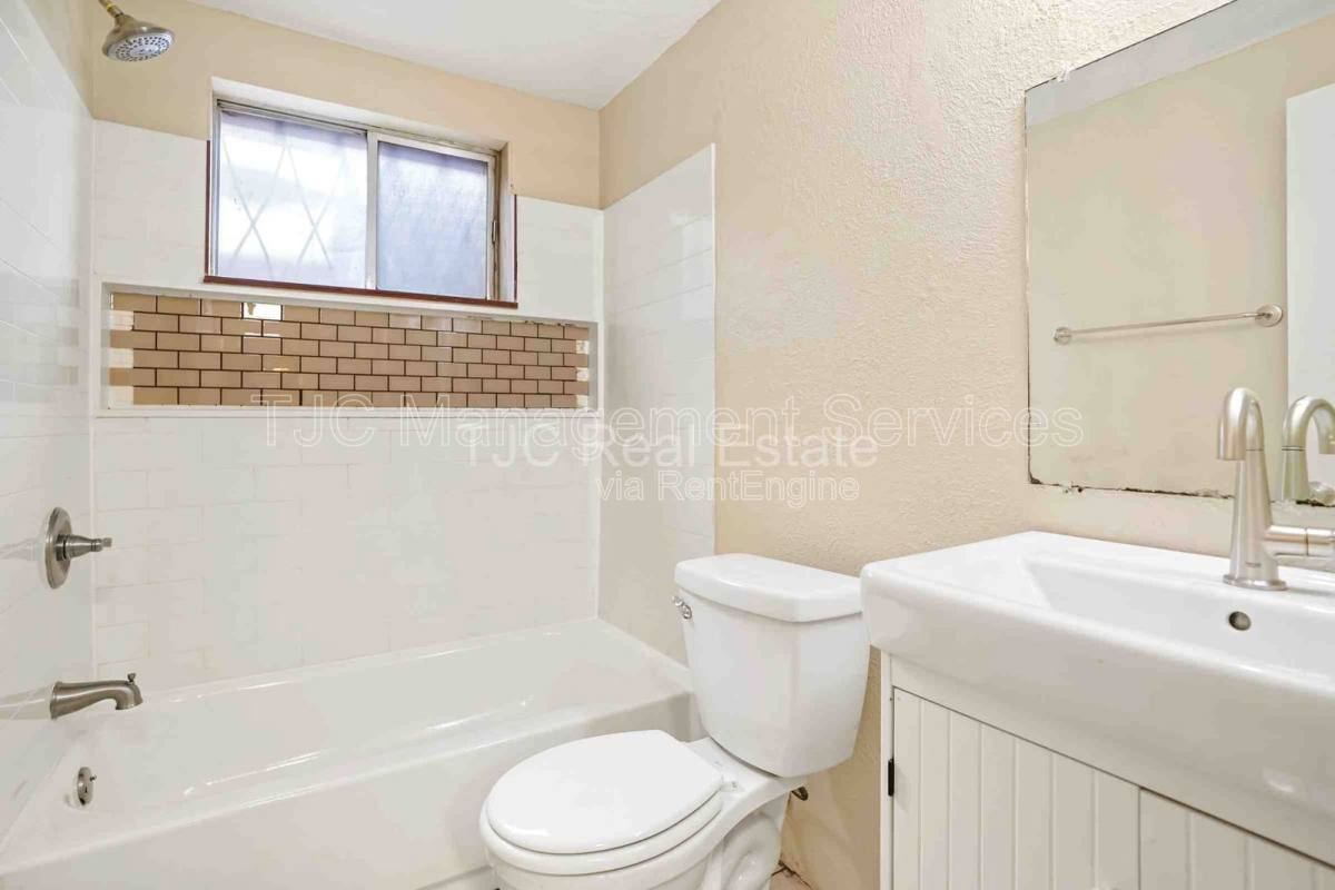 Apartment for rent at 27 S Sherman St #101, Denver, CO 80209