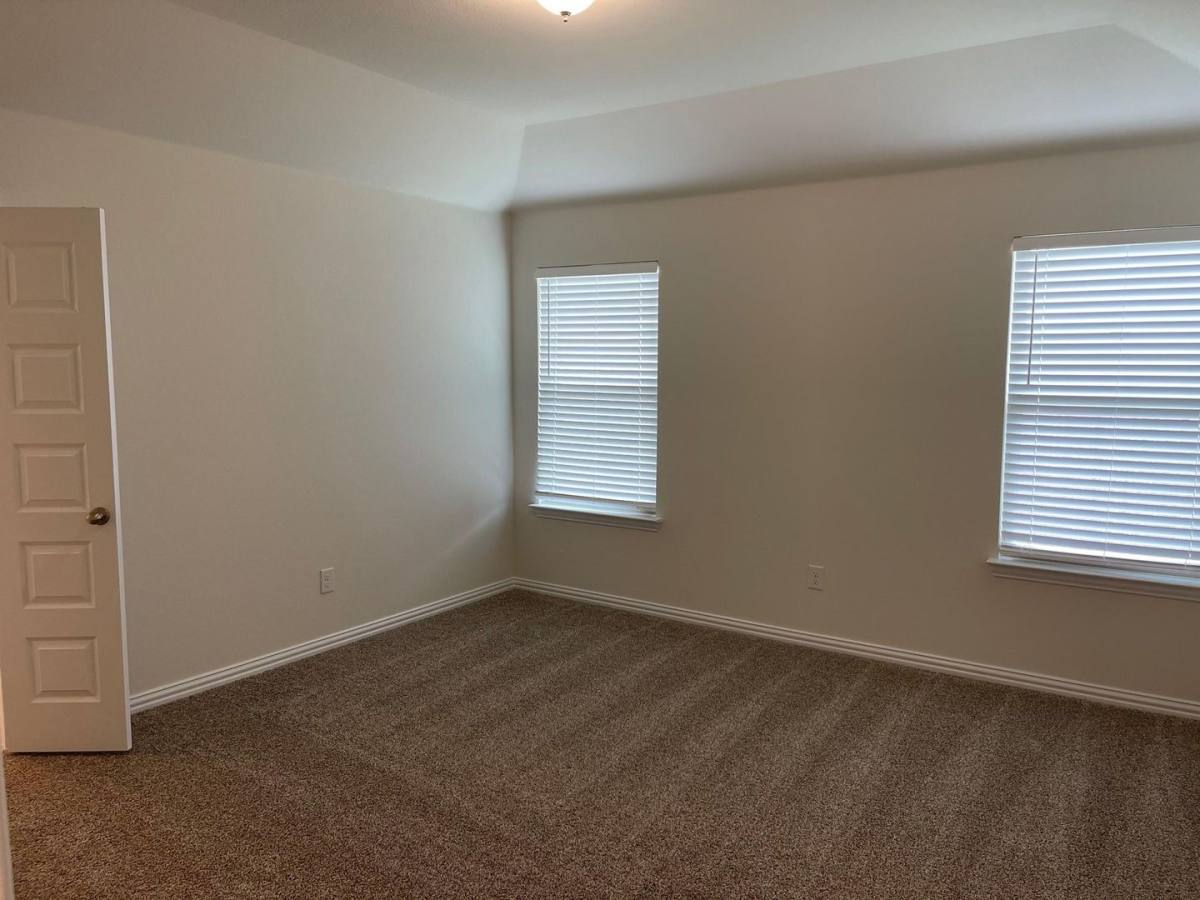 House for rent at 5405 Fairdale Dr, Denton, TX 76208