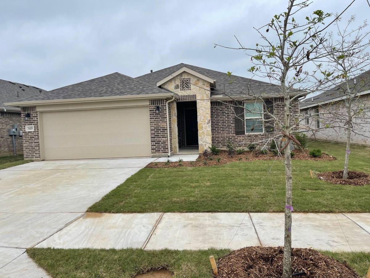 House for rent at 5405 Fairdale Dr, Denton, TX 76208
