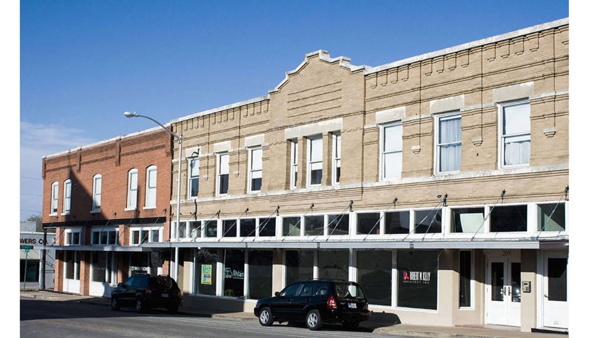 Apartment for rent at 201 S Main St, Fort Worth, TX 76104
